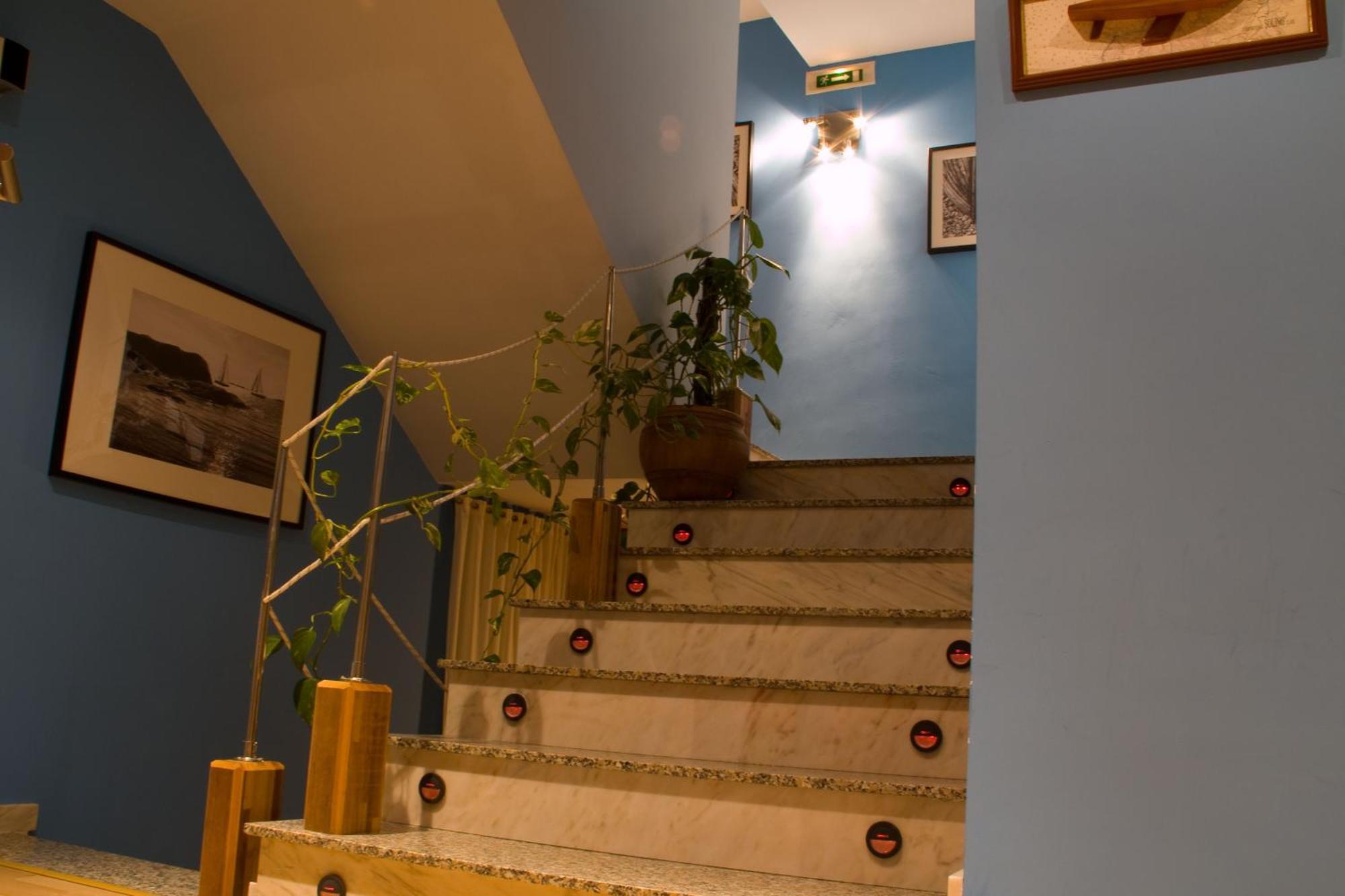 ריבאדאו Hotel A. G. Porcillan מראה חיצוני תמונה