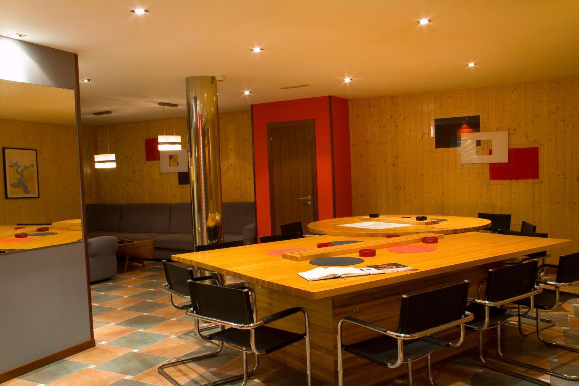 ריבאדאו Hotel A. G. Porcillan מראה חיצוני תמונה
